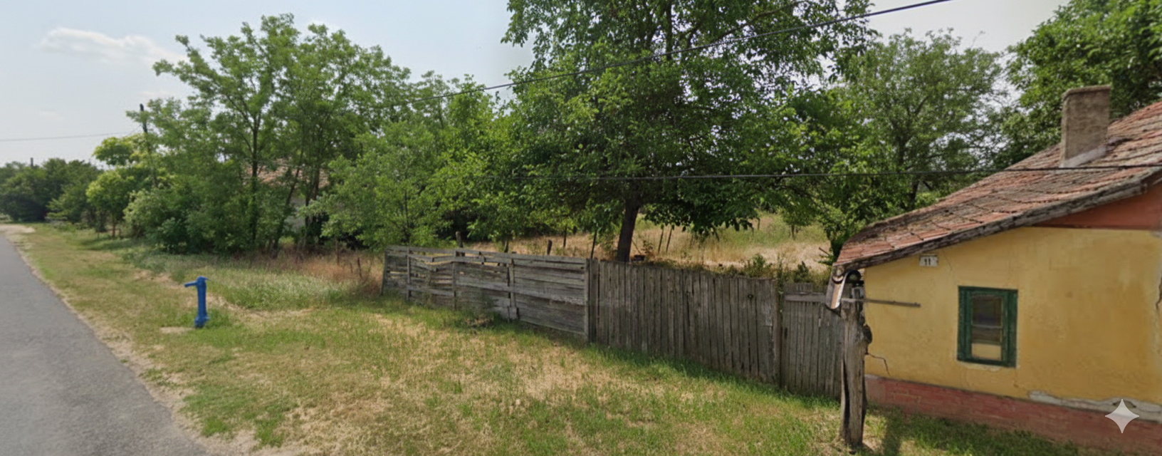 Felújítandó családi ház eladó Nagyréven – nagy telekkel, nyugodt környezetben