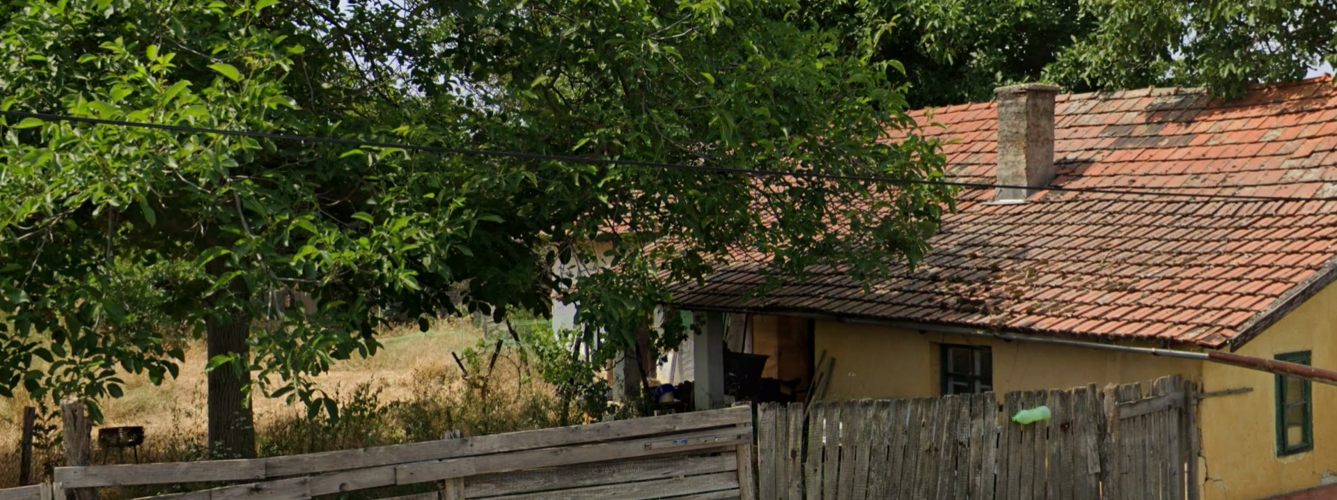 Felújítandó családi ház eladó Nagyréven – nagy telekkel, nyugodt környezetben - 3. kép