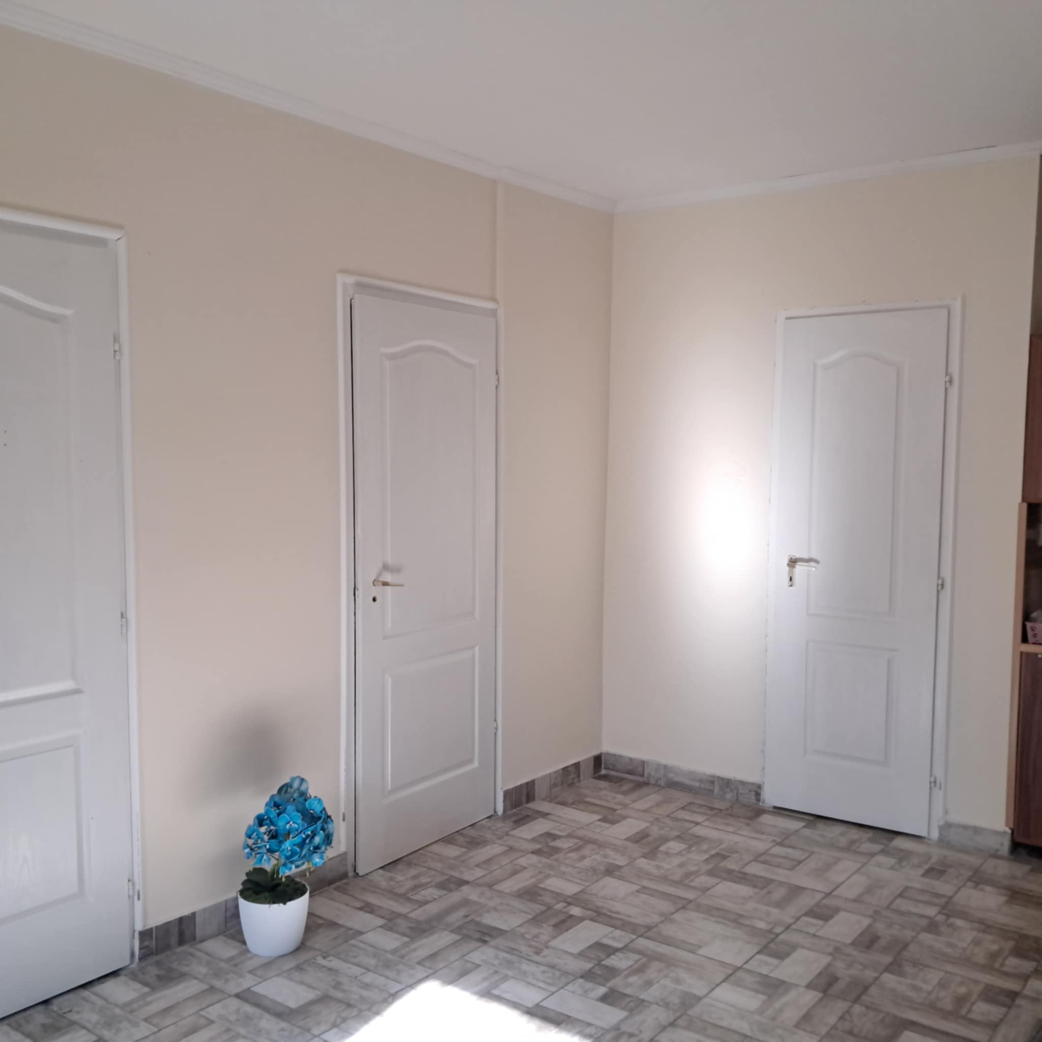 Kétgenerációs családi ház eladó Üllőn – nagy kert, külön lakrész, kiváló elhelyezkedés!  - 11. kép