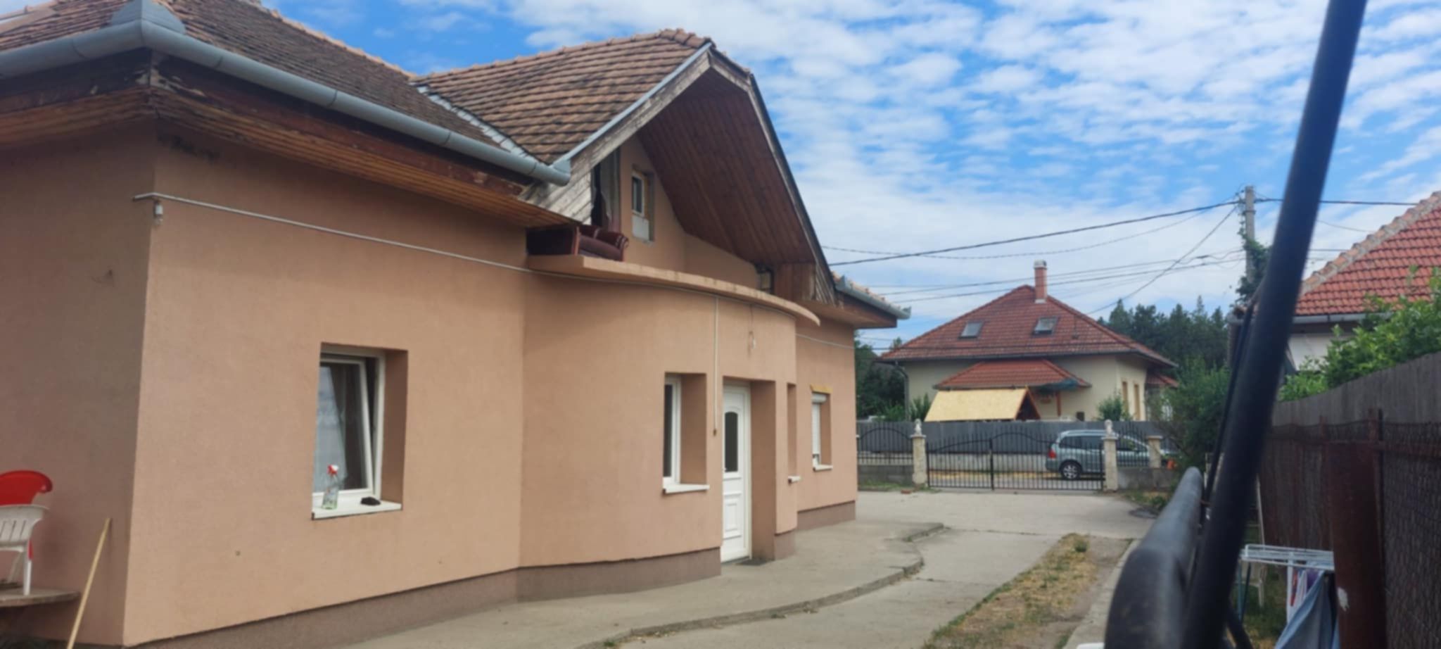 Piaci ár alatt eladó családi ház Üllőn! Hatalmas terek, végtelen lehetőség! - 3. kép