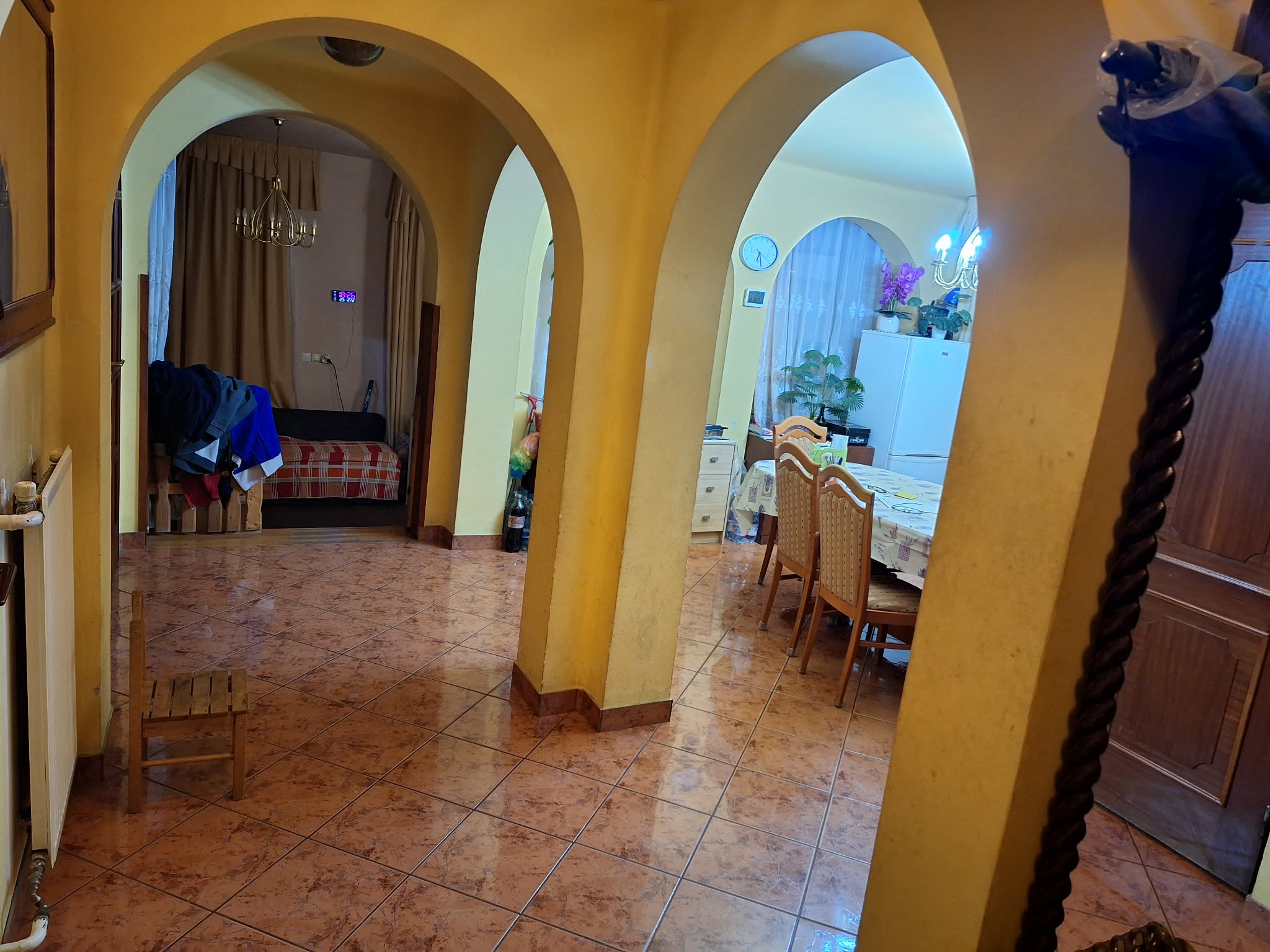 Díjnyertes minőség és tágas terek – Eladó egyedi ikerház Vecsés szívében! - 4. kép