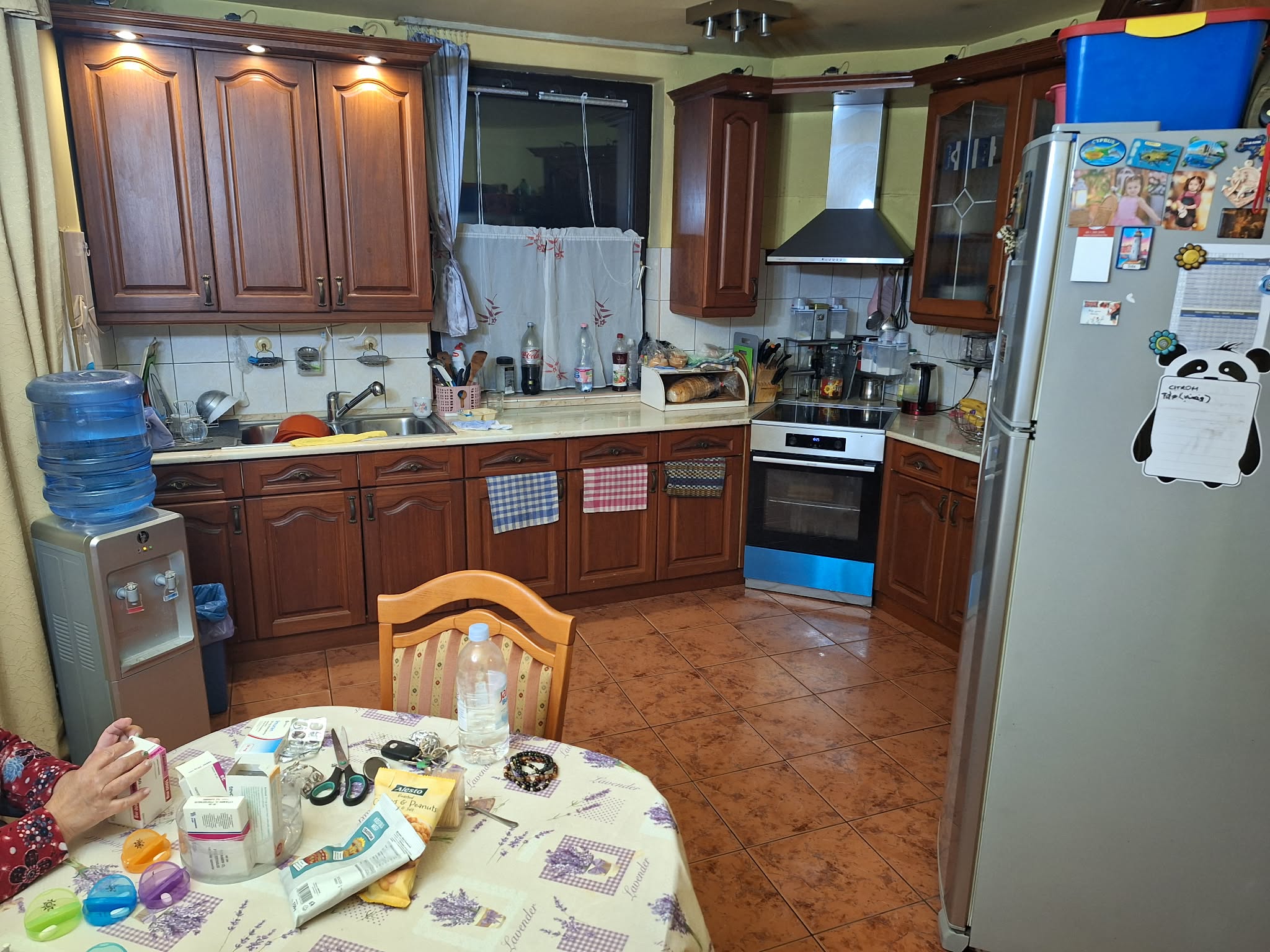 Díjnyertes minőség és tágas terek – Eladó egyedi ikerház Vecsés szívében! - 8. kép