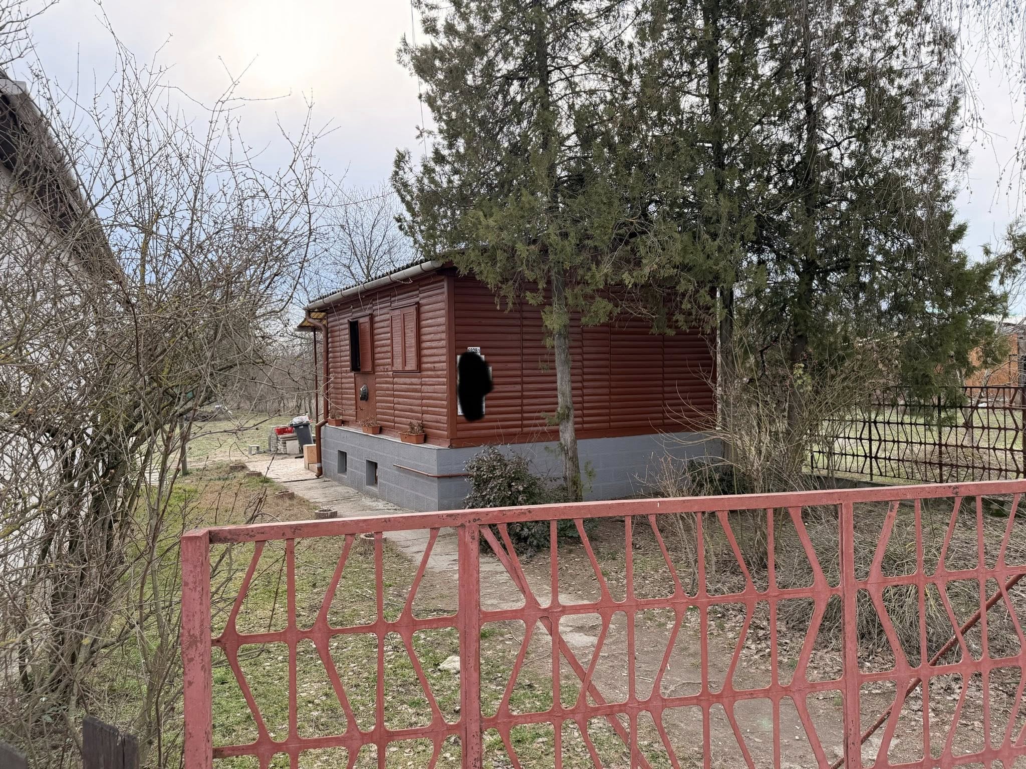 Eladó ház Pilisen nagy kerttel, saját kúttal – önellátásra is alkalmas! - 3. kép